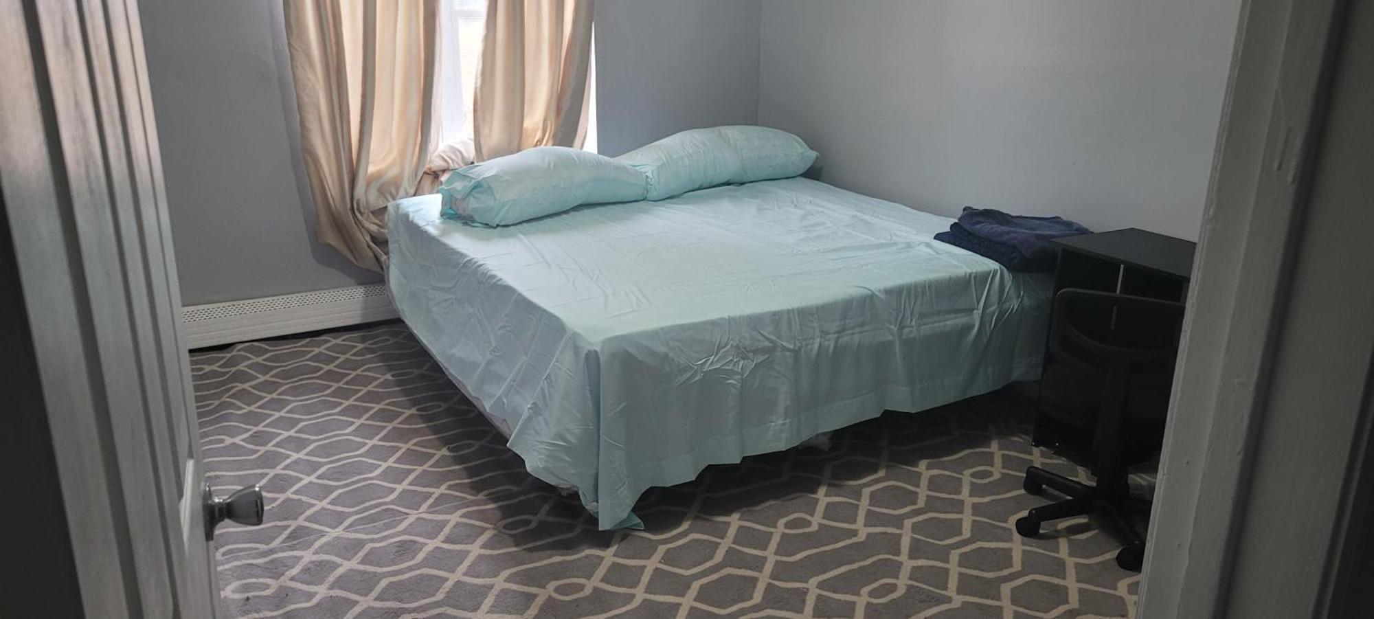 Room In A Beach House With King Size Bed In A Landlord Hosted Three Bedroom Apartment Ню Йорк Екстериор снимка